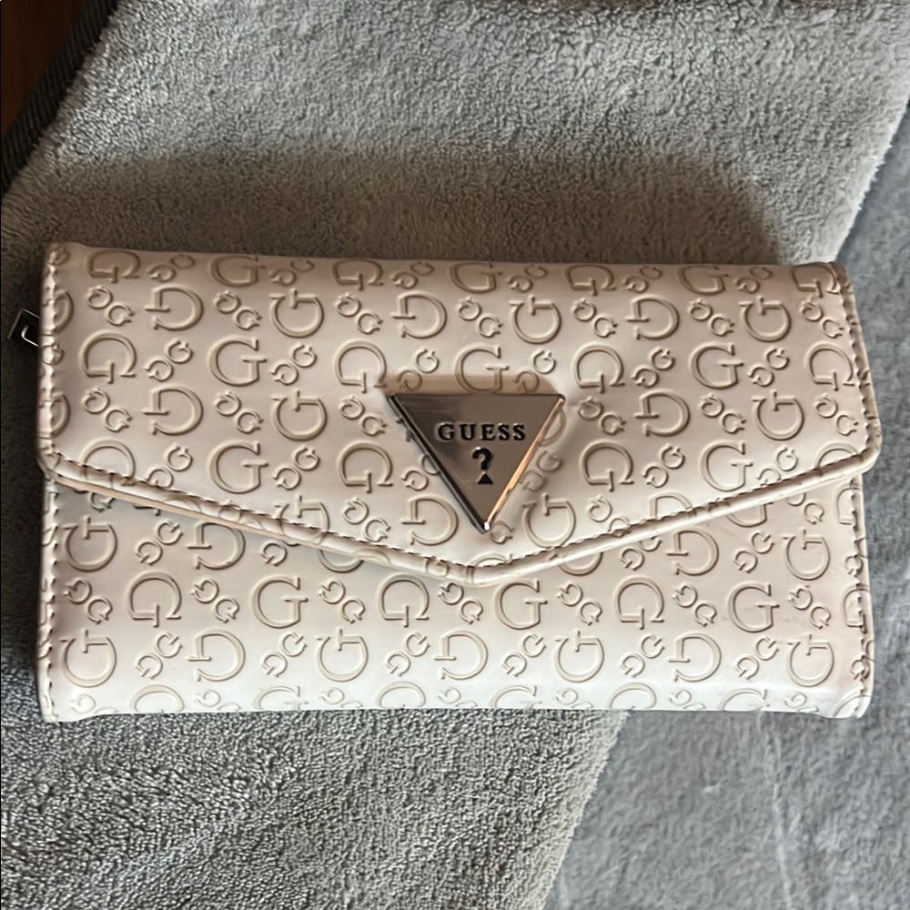 Guess Cream Monogram Wallet